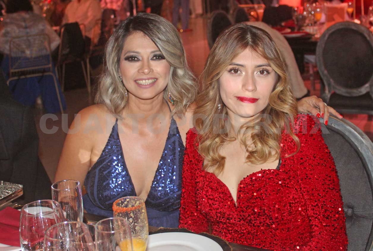 Montse disfruta su gran celebración