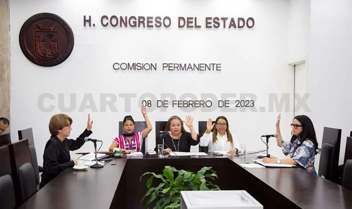 Consideran lamentable que las legisladoras hayan optado por favorecer a la figura masculina. Cortesía