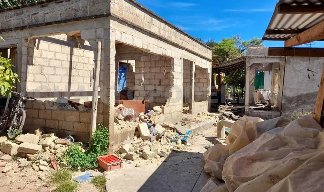 Desplazados exigen pago de daños