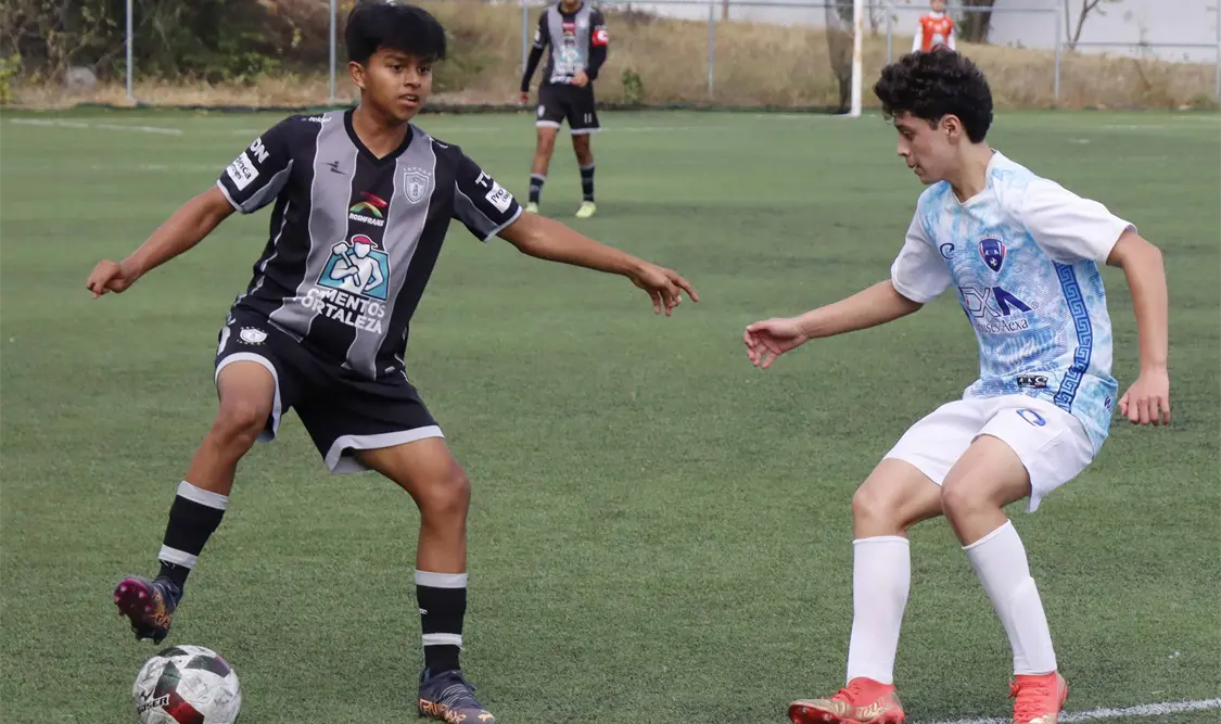 Aexa y Tuzos protagonizaron un duelo muy entretenido en la cancha de Ciudad Universitaria. Diego López/CP