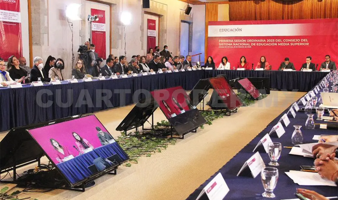 Participan en sesión del Sistema de Educación