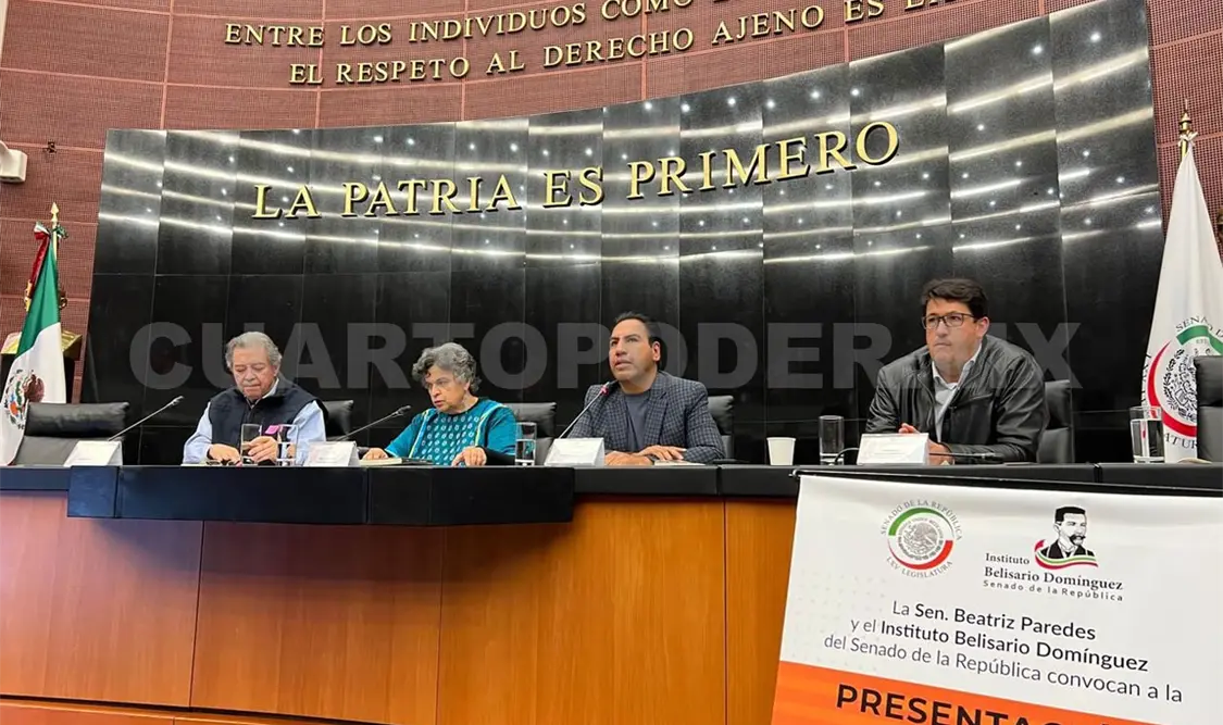 Presentan libro de la senadora Beatriz Paredes