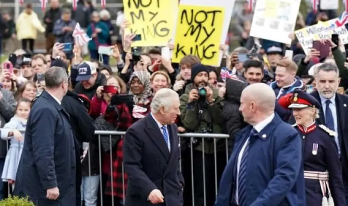 El rey Carlos III ignoró las protestas. Cortesía