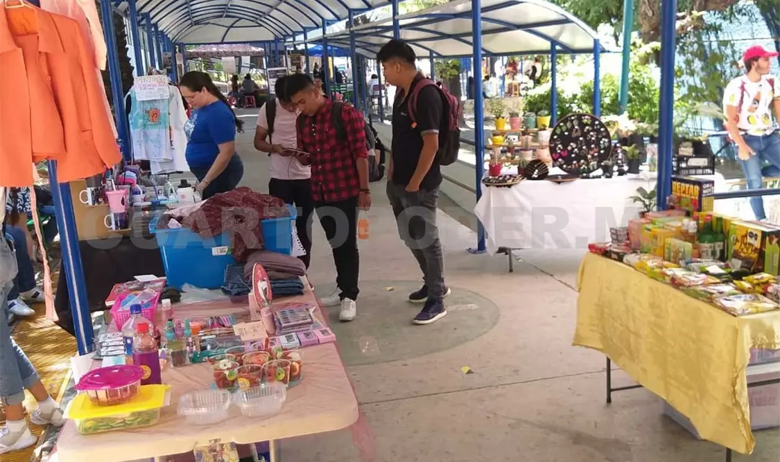 Los jóvenes pueden presentar sus proyectos de negocios para recibir la asesoría y acompañamiento, con la intención de poder aterrizarla. Cortesía
