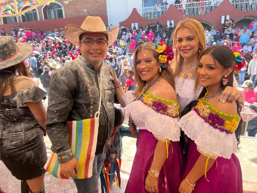 ROSY URBINA INVITADA ESPECIAL AL TRADICIONAL FESTIVAL ZOQUE COITECO