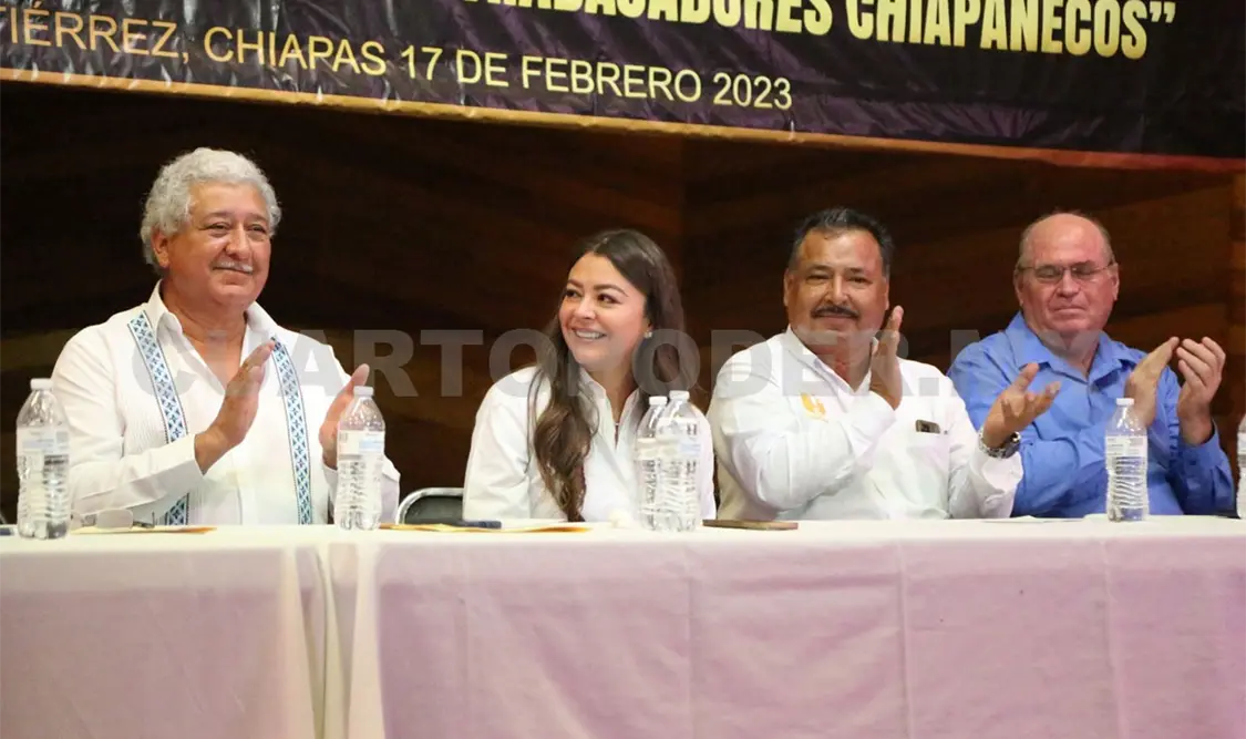 Acude a toma de protesta de líderes de la CIT Chiapas