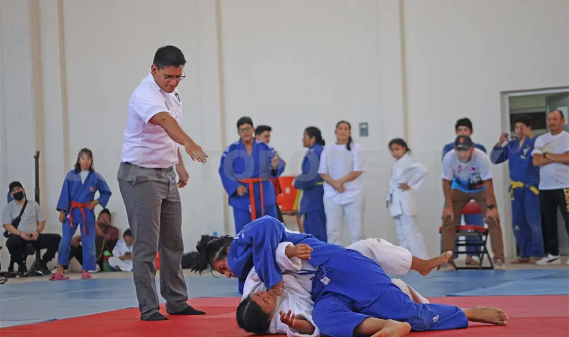 Elevan nivel con campamento y torneo regional