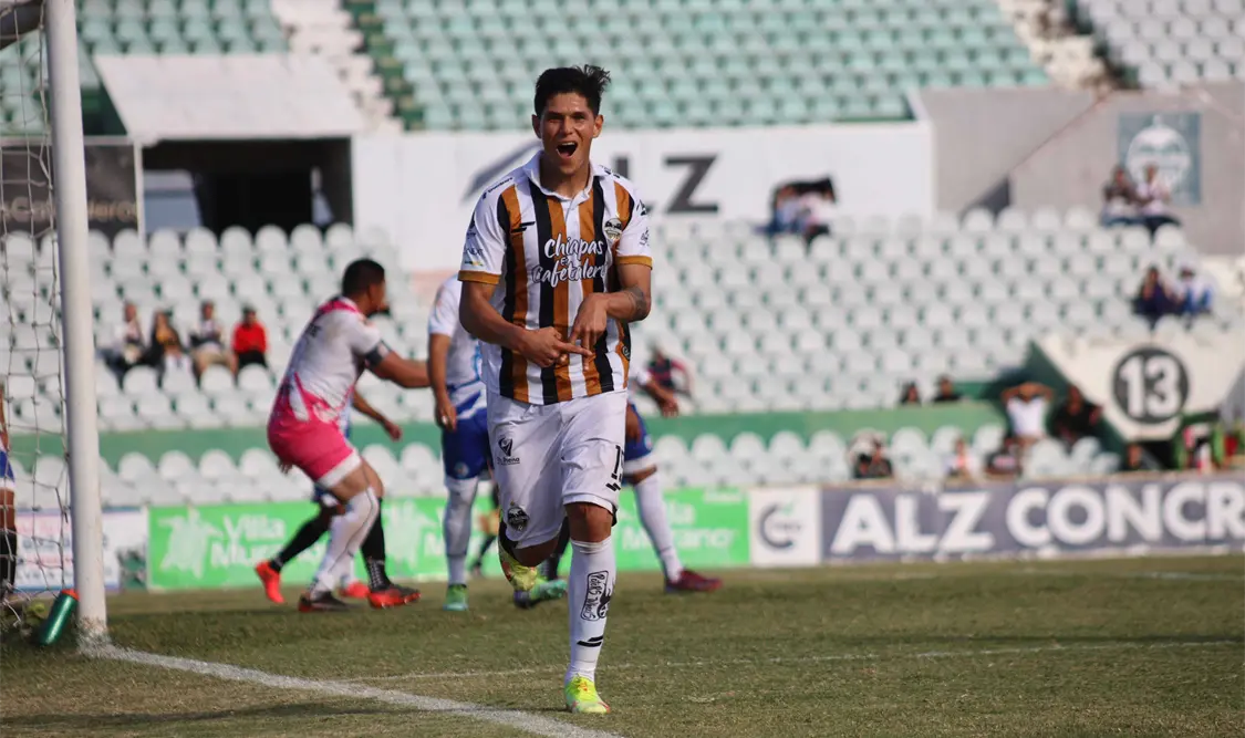 Cafetaleros inició el partido ganando con la tempranera anotación del goleador Martín Abundis. Carlos López/CP