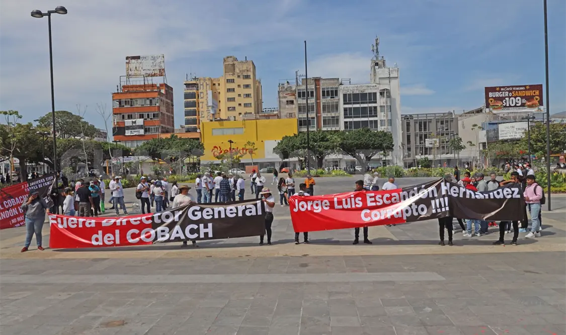 Marchan integrantes del Sidicobach