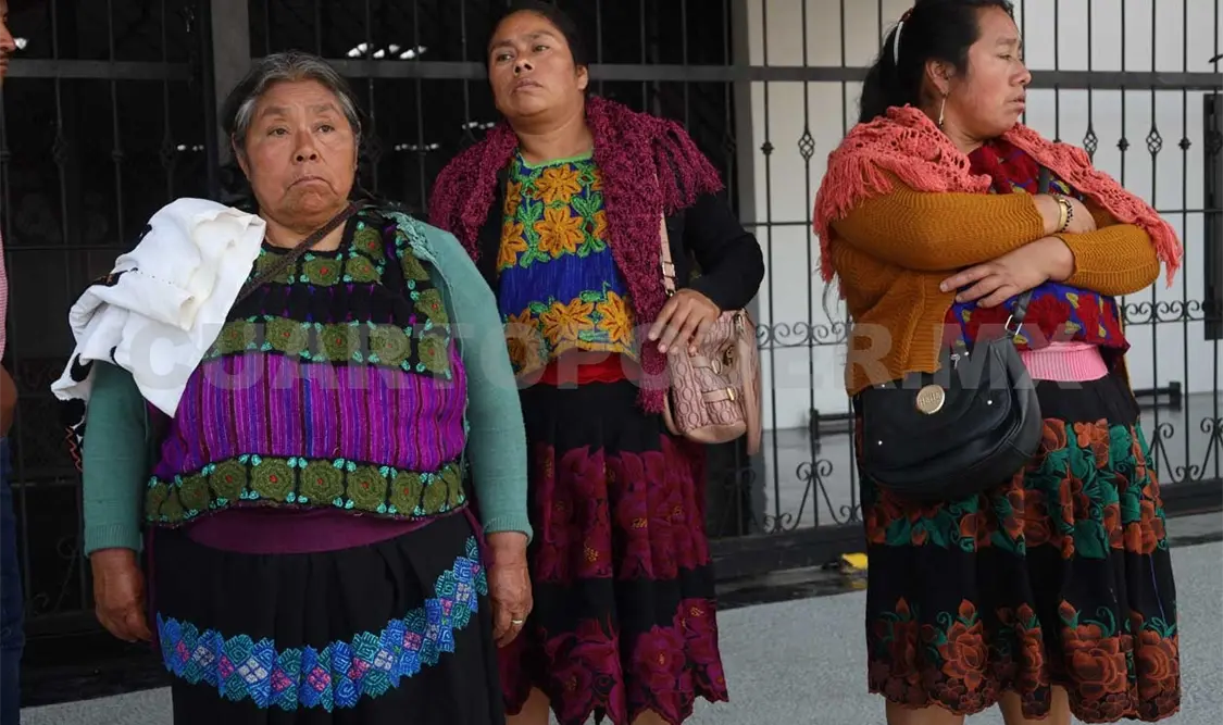 Familias desplazadas piden atención de autoridades