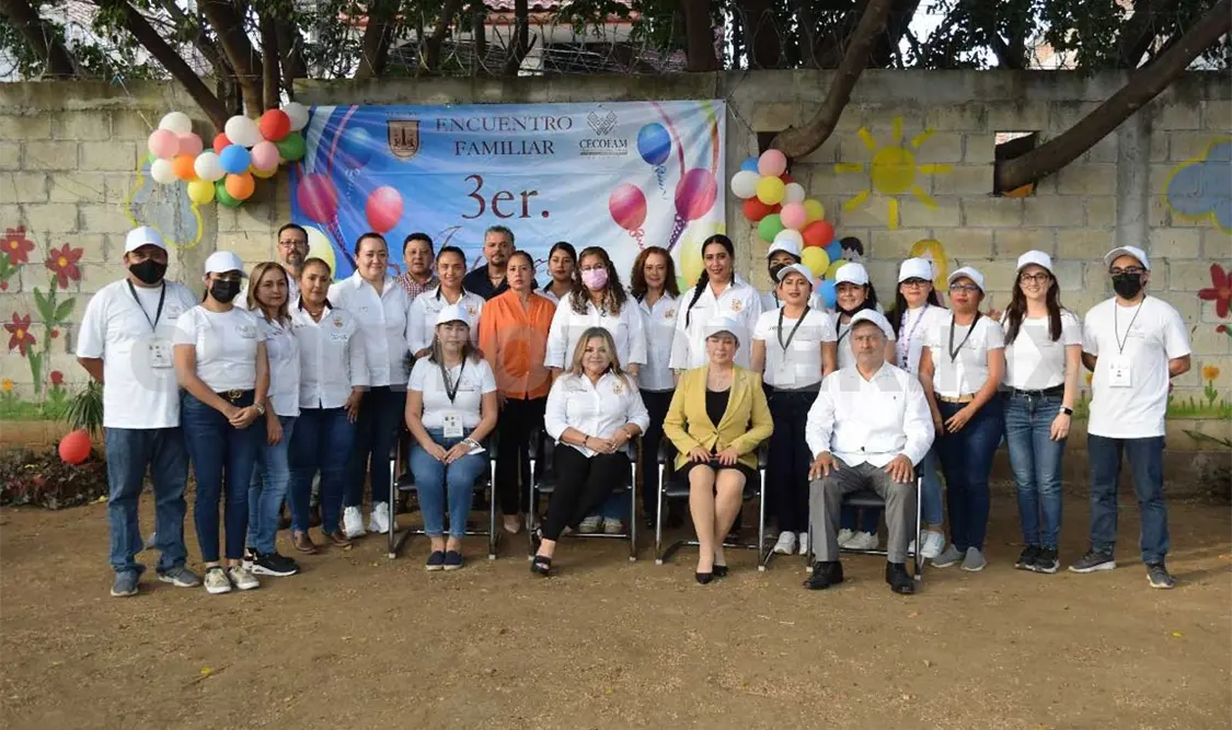 Realizan encuentro familiar el Cecofam y Voluntariado
