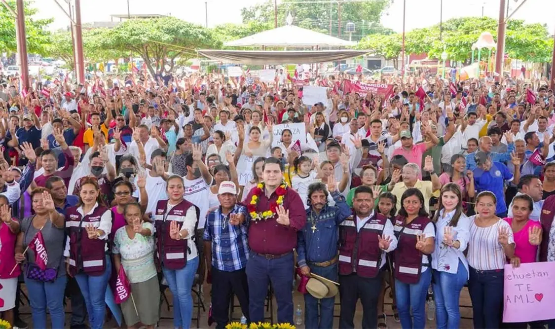Renueva compromiso con los Comités de Defensa