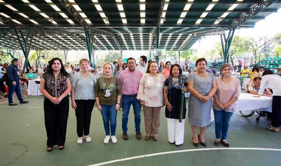 Realizan consulta a personas con discapacidad