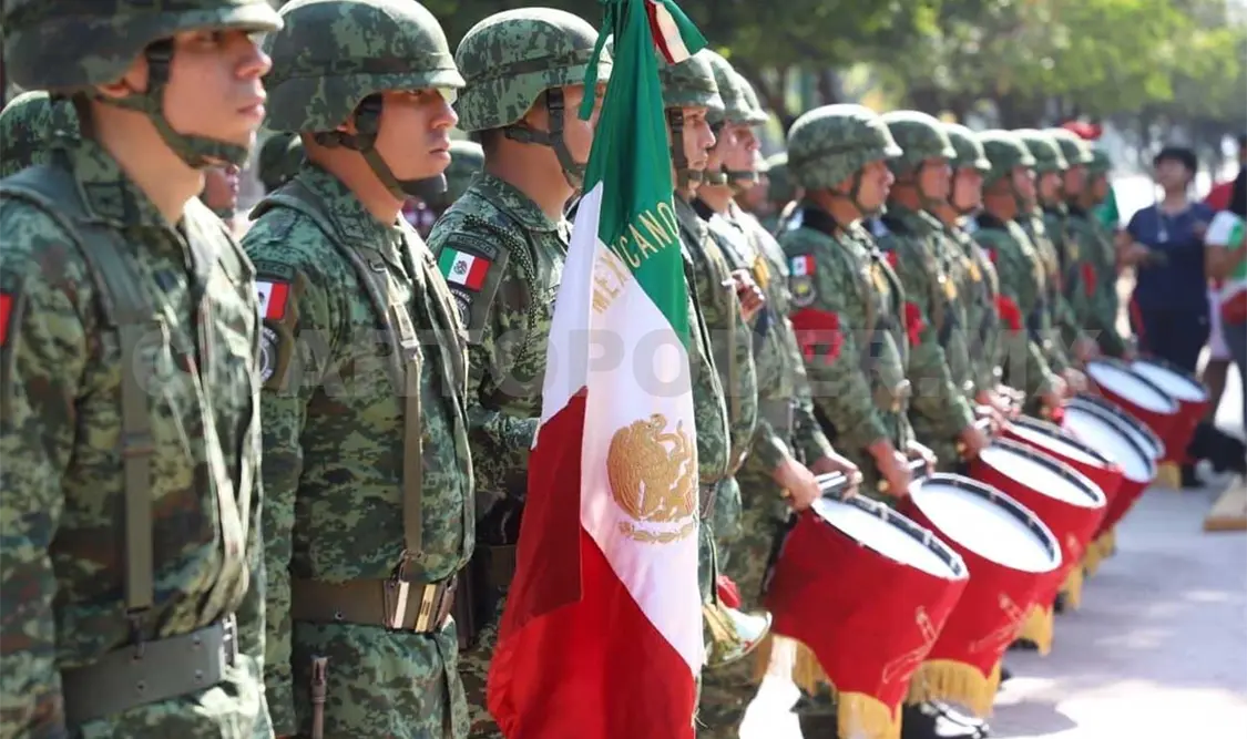 Demostración de escoltas y bandas de guerra