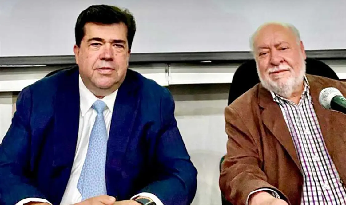 Pedro Haces Barba presentó su libro en la FIL del Palacio de Minería. Cortesía