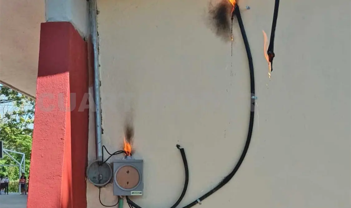 Primaria tiene conato de incendio por cortocircuito