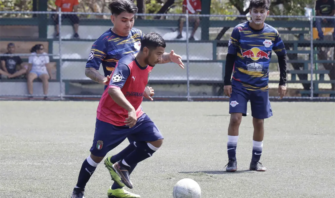 Avanza la competencia de la primera división en la Liga Independiente de Futbol Tuxtla. Diego Pérez/CP