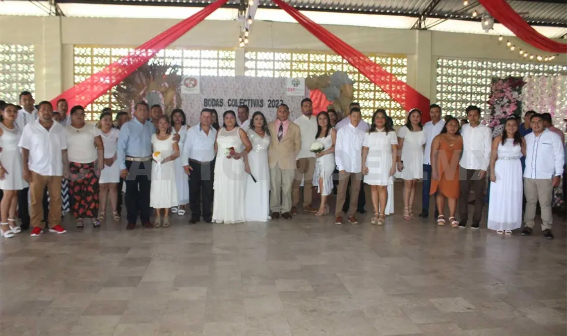 Efectuaron bodas colectivas gratuitas en la zona Norte