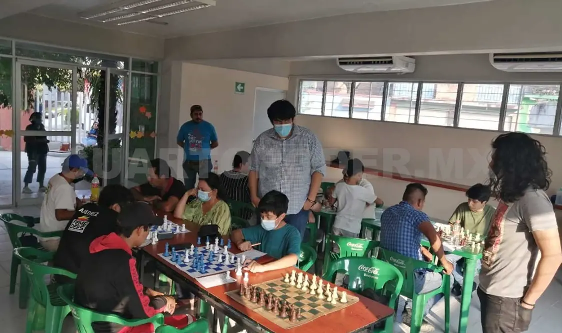 Abel Dávalos impuso su ley en la fecha 2