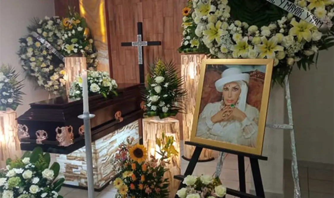 Dan el último adiós a Irma Serrano