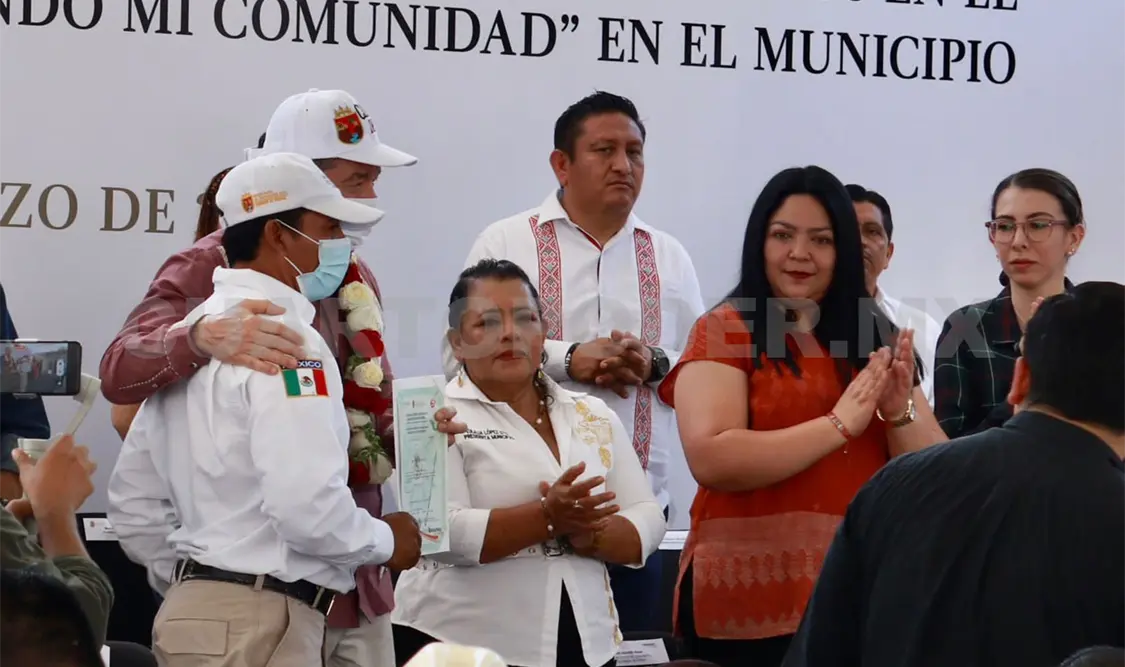 Entregan constancias por Curso de Primeros Auxilios