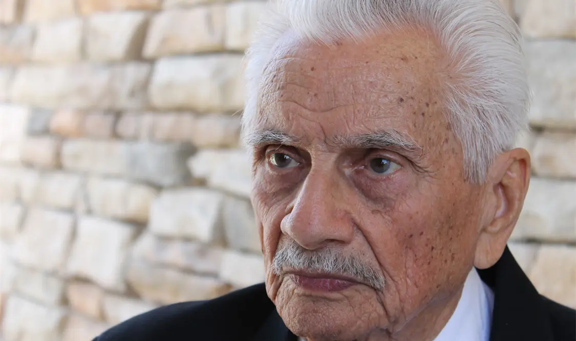 Otorgarán Honoris Causa a Fernán Pavía