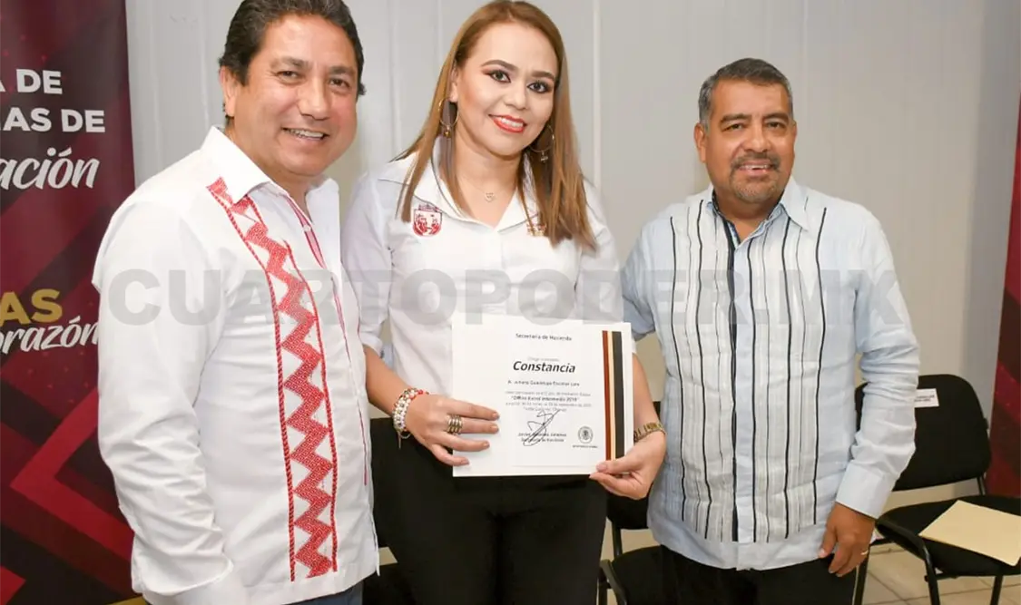 Fortalecen capacitación a trabajadores de gobierno