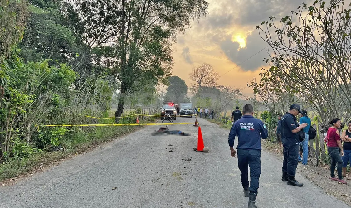 A machetazos asesinan a joven en presunto asalto