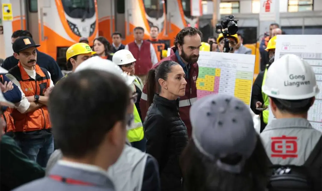Claudia Sheinbaum supervisó los trabajos de reconversión y equipamiento de 10 trenes en los Talleres de Mantenimiento. Cortesía