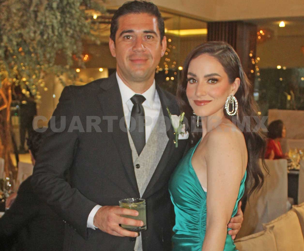 Roberto y Karla enlazan sus vidas
