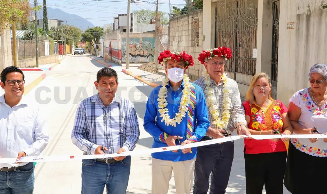 Escandón inaugura obras en Plan de Ayala