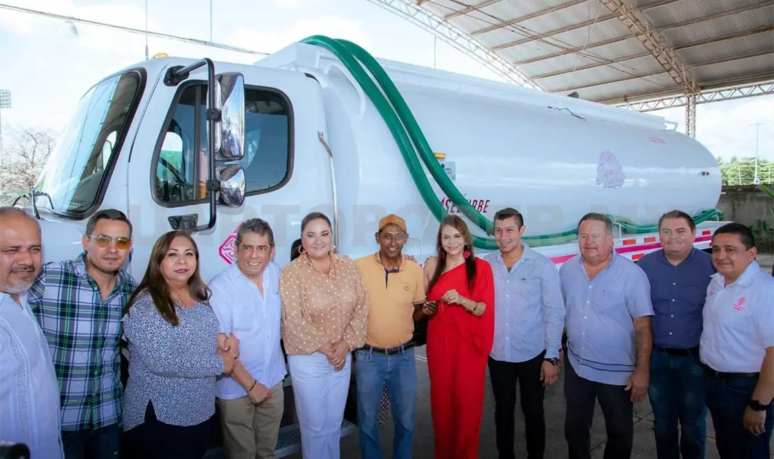 Llama Rosy Urbina a ampliar resultados al pueblo