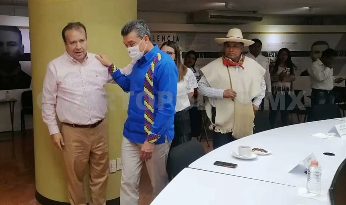 Rosales acompaña al gobernador en evento