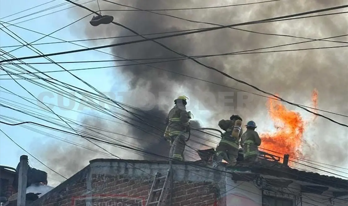Se registra incendio en vivienda en San Cristóbal