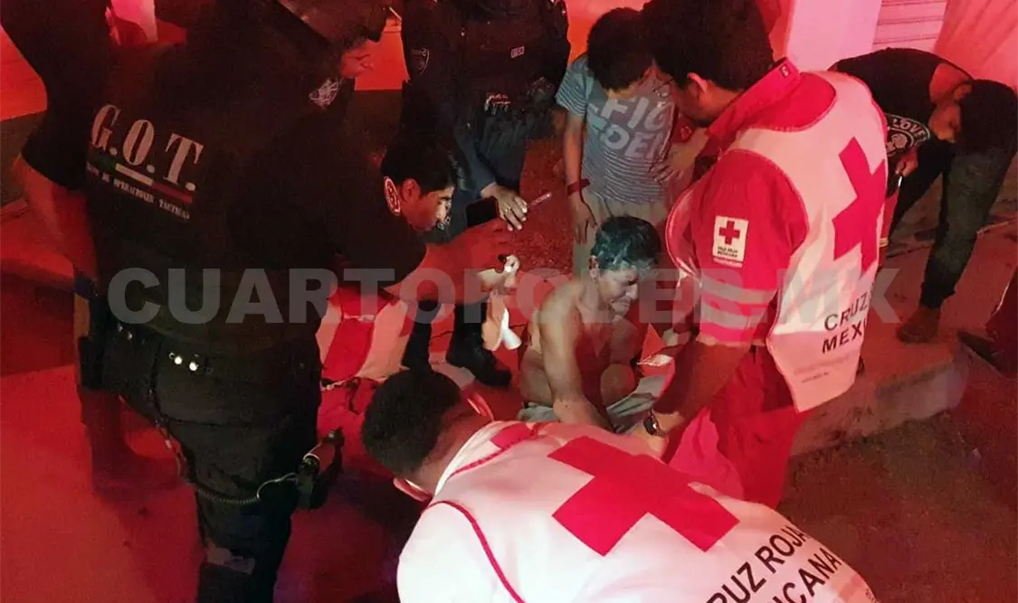 Le arrancan parte de la oreja tras gresca