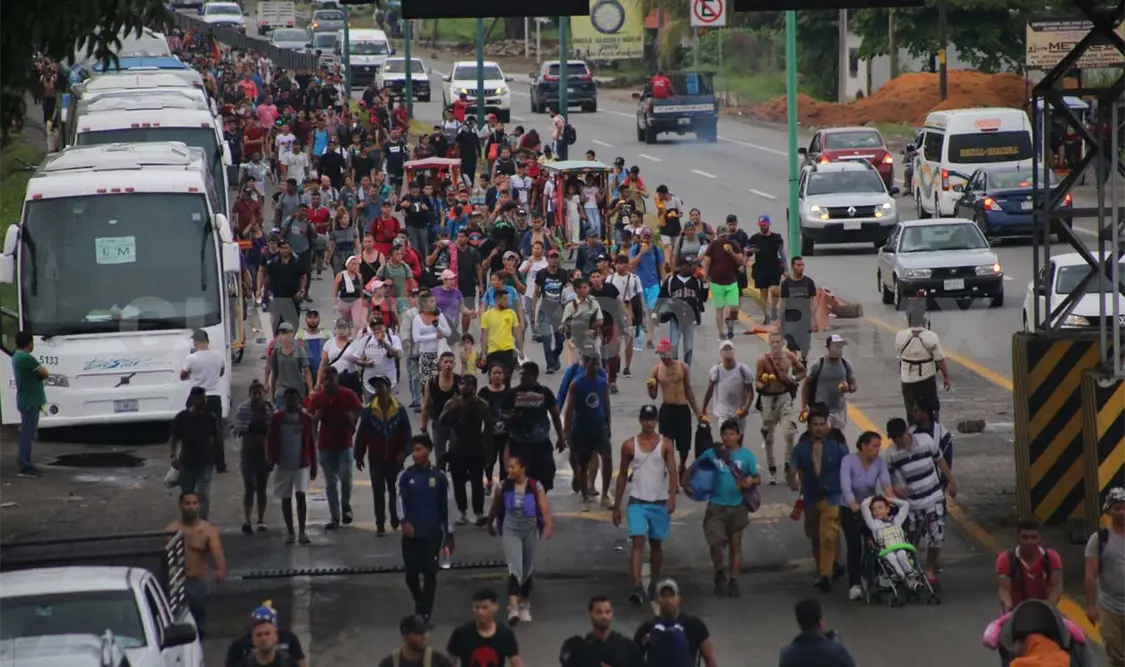 Vulneran a migrantes con espionaje