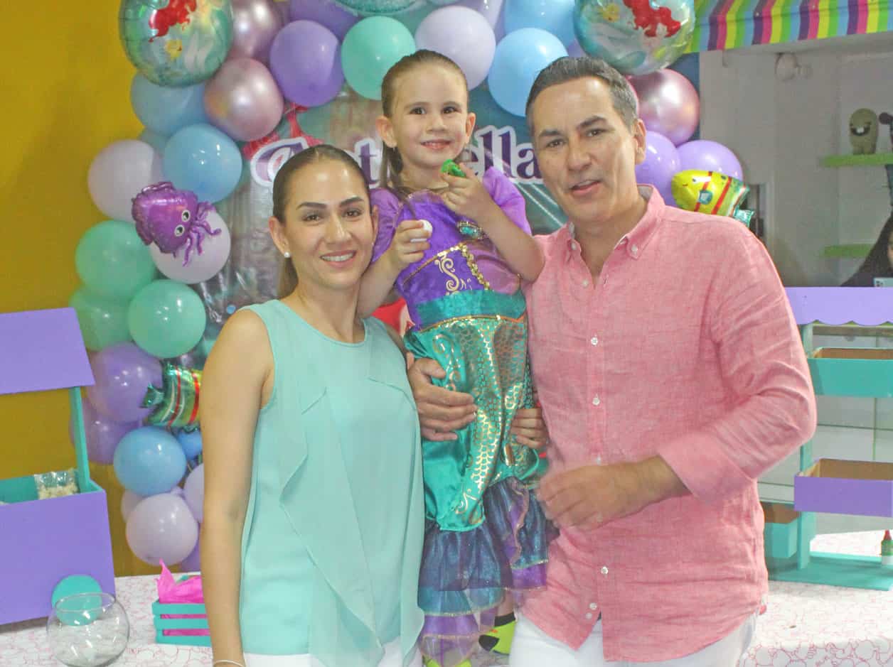 Cuatro años de Antonella