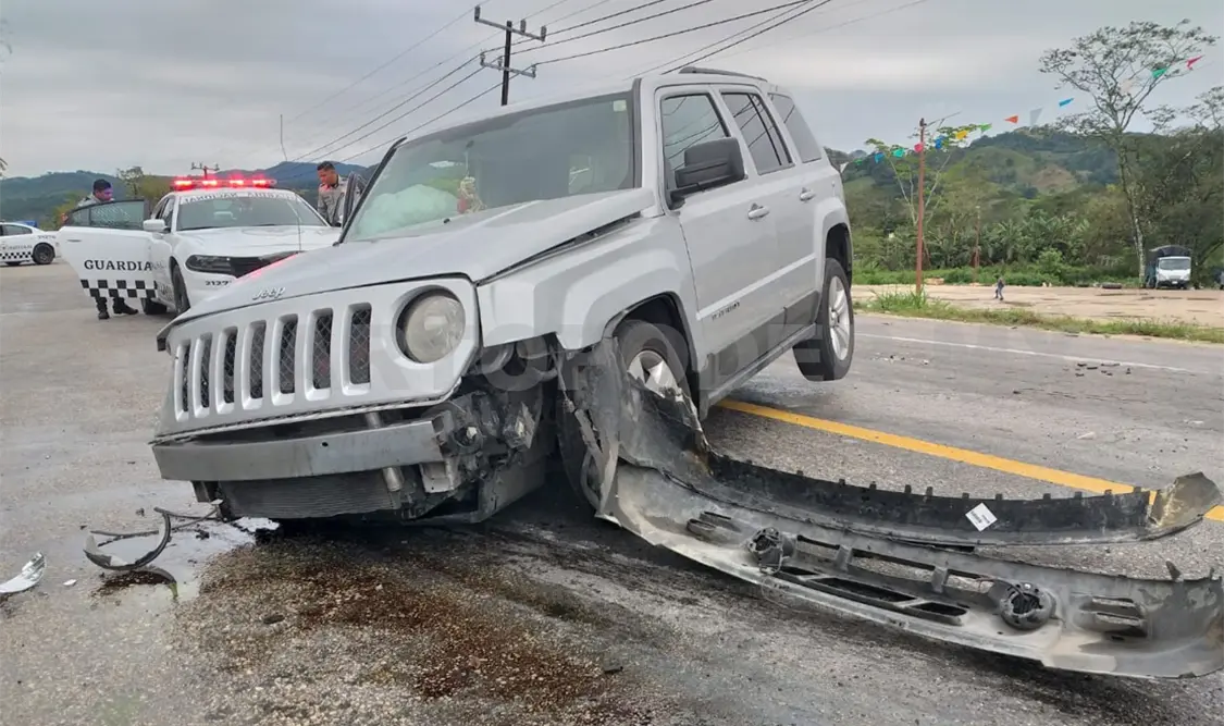 Aparatoso accidente en la carretera a Ocosingo