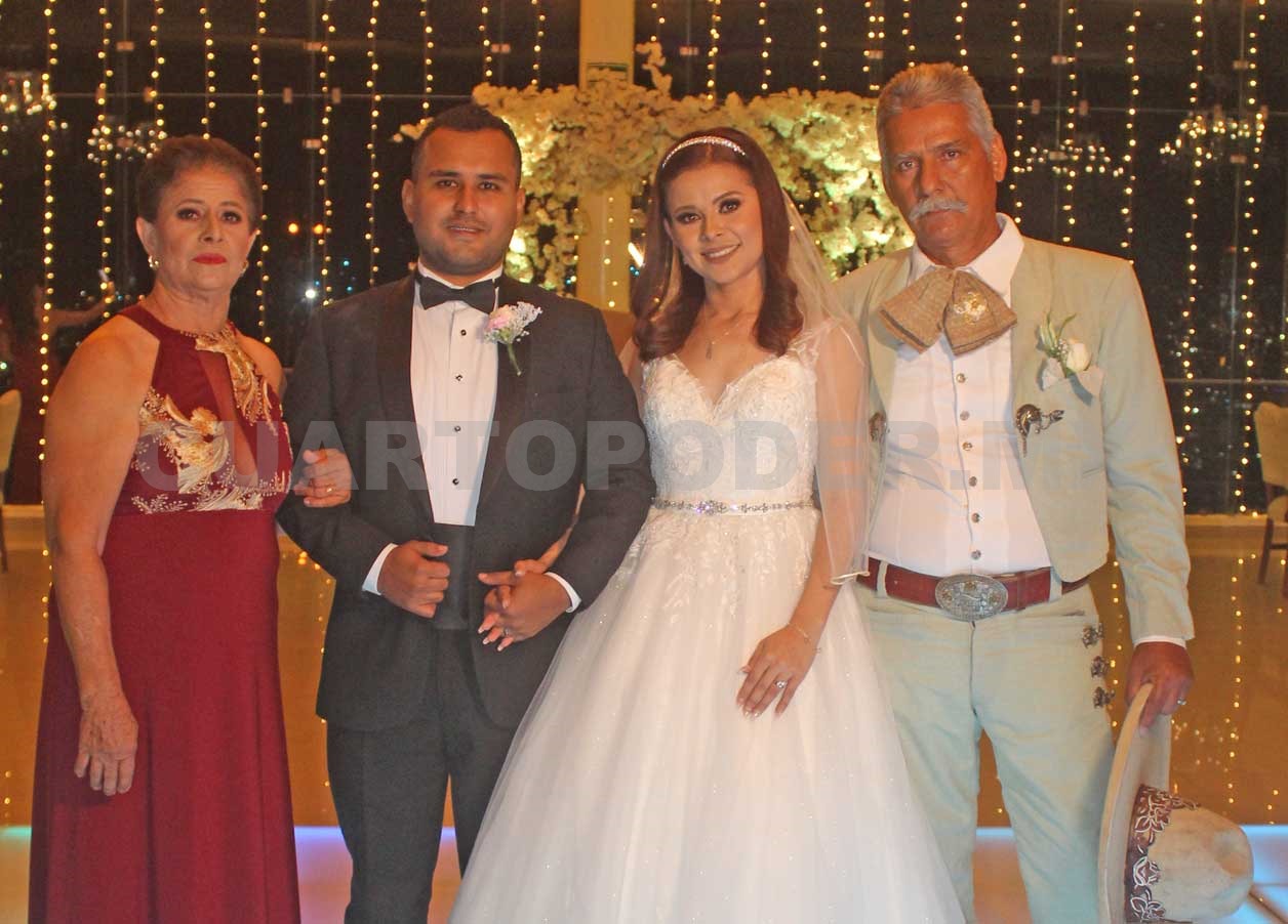 Enlazan sus vidas, Erick y Flor