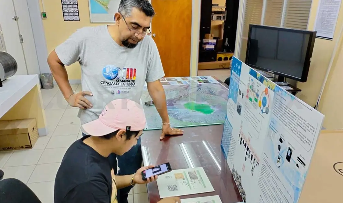 Alumno realiza estudio sobre composición de rocas