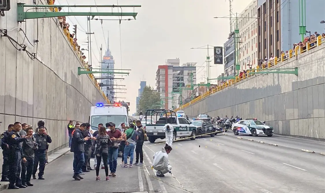Cierran paso a desnivel en Eje Central por balacera