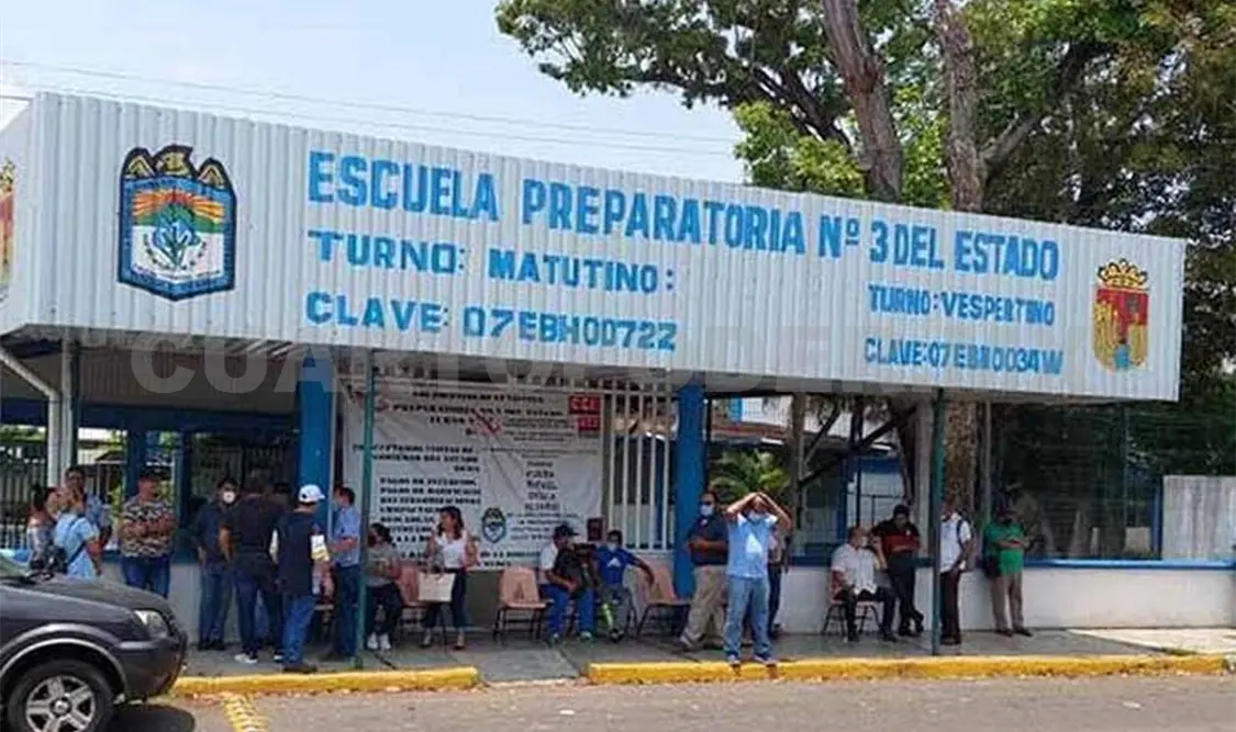 Investigan venta de brownies con droga en la Prepa 3