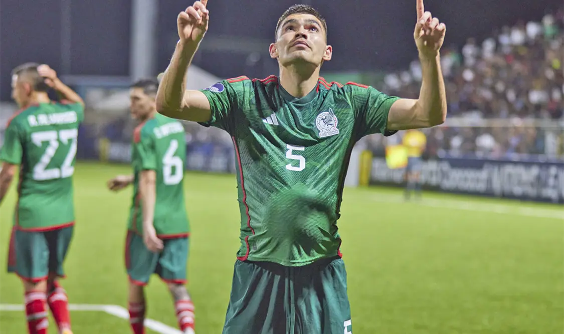 México derrota a Surinam