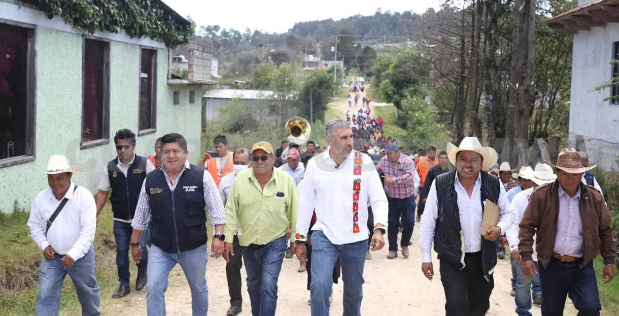 Llega justicia social en beneficio de Huixtán: Ángel Torres