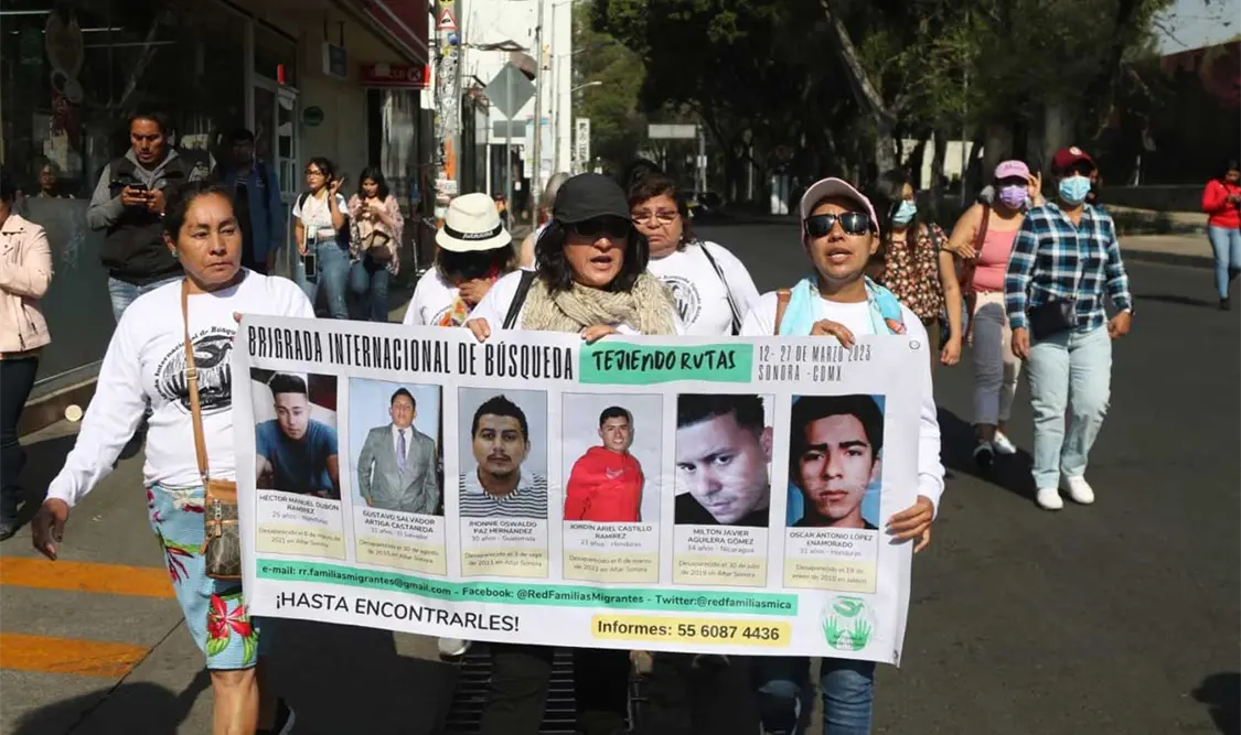 Del Monumento a la Madre a la Glorieta de Las y Los Desaparecidos, marcharon madres buscadoras migrantes. El Universal