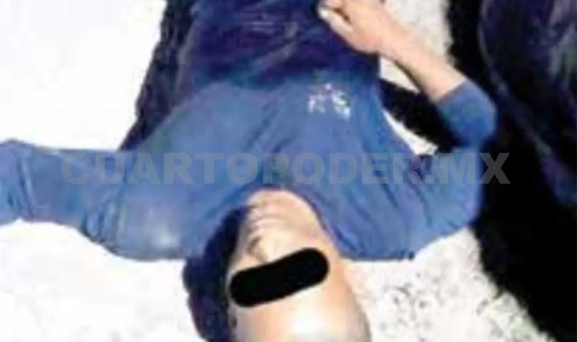 La víctima había sido asesinada de un balazo en el abdomen, por lo que el cuerpo fue levantada y llevada a la morgue para la autopsia de rigor. Cortesía