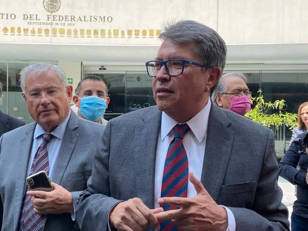 Monreal hizo un llamado al gobierno y a sus compañeros de Morena a demostrar que son diferentes. Cortesía