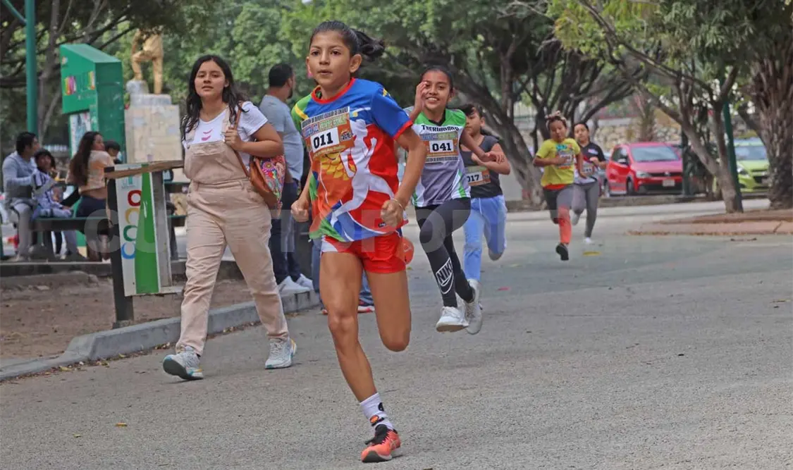Presentan Competencia de Atletismo Infantil