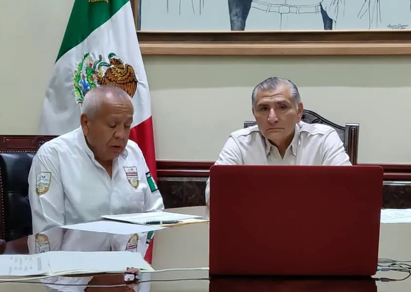 López Hernández evadió responder si debe renunciar o no el comisionado del INM, Francisco Garduño. Cortesía