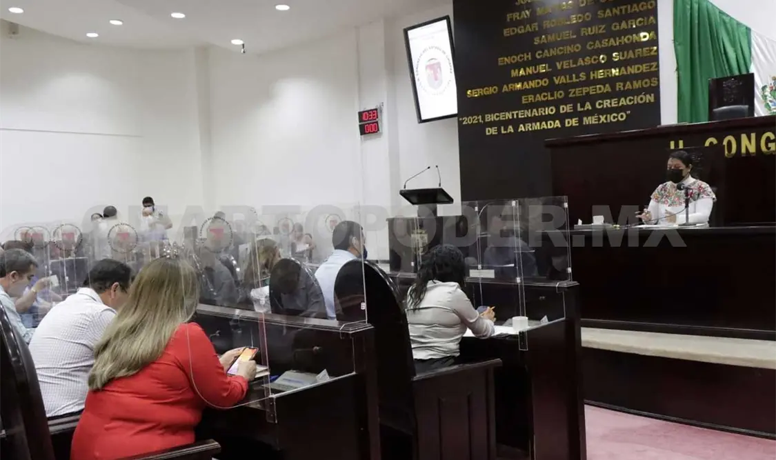 Congreso analiza renuncias de regidores